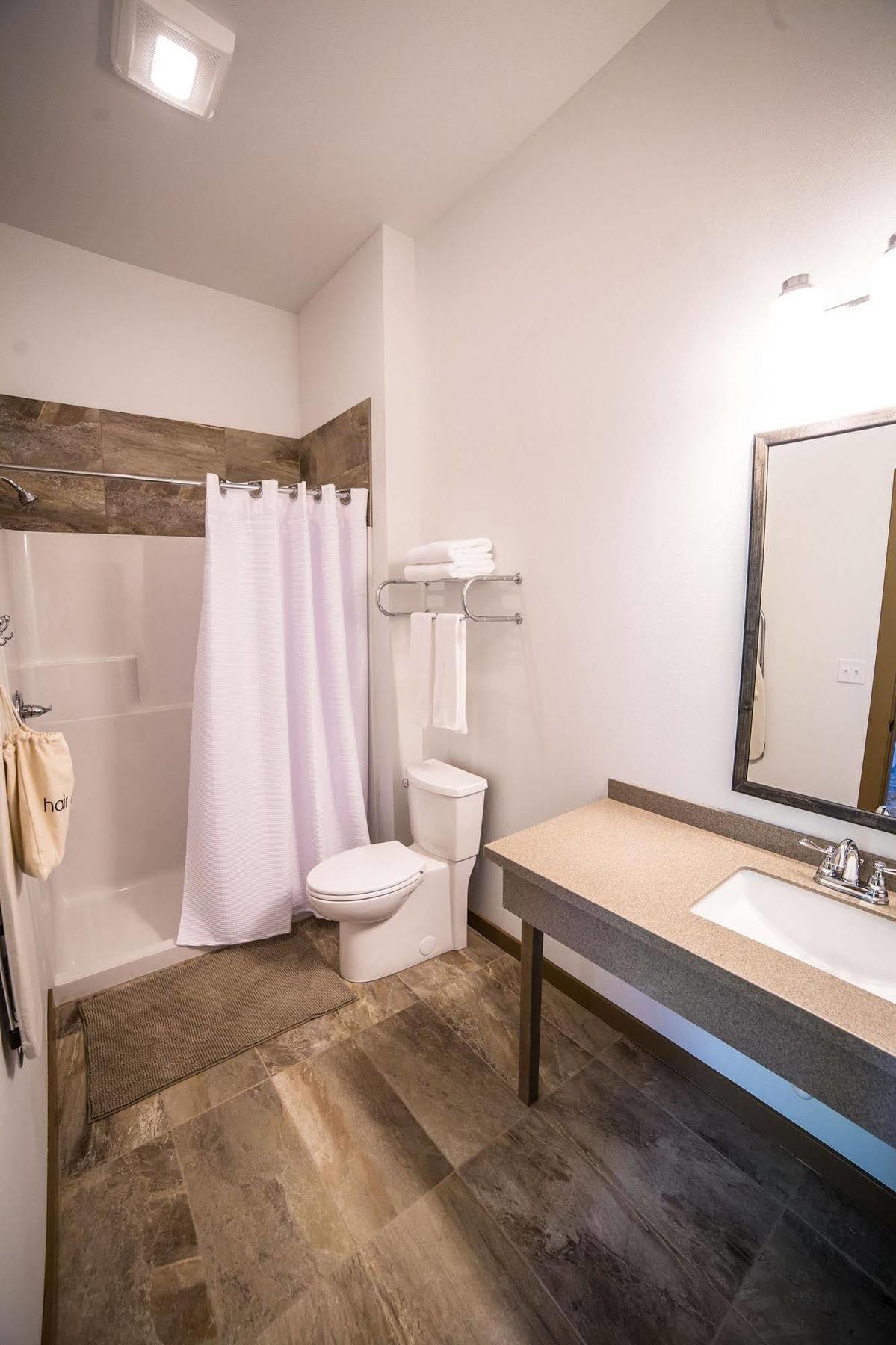 Okoboji Commons Hotel Kültér fotó